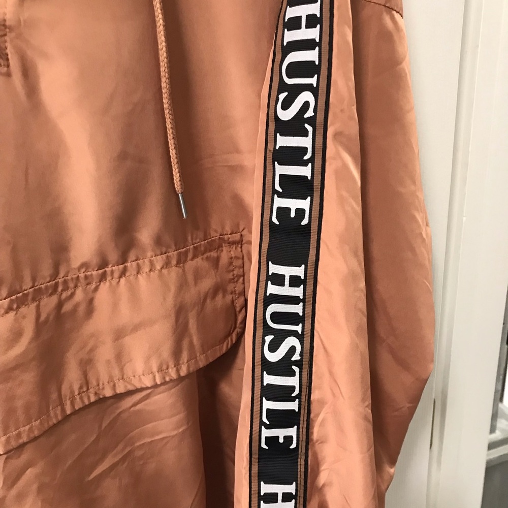 Carbon Hustle Windbreaker - Picture 6 of 12